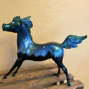 “Northern Lights” Breyer Horse for Collectors (retired model)